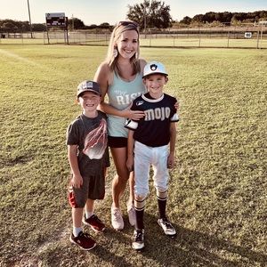 Meet your Posher, Denise